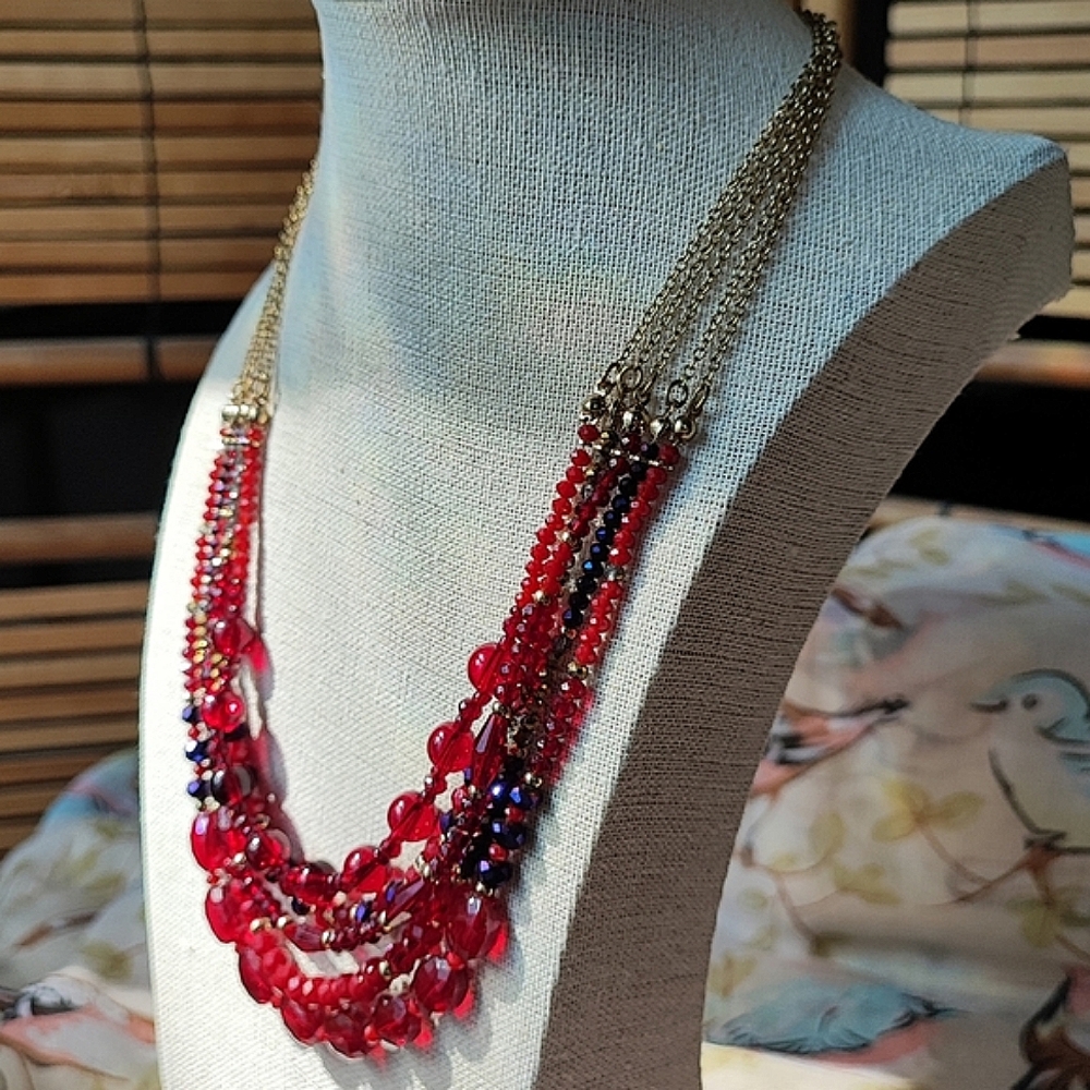 NRQ Ruby Red Faceted Glass Crystal and Purple Beaded Gold Tone Necklace Signed - Picture 10 of 16